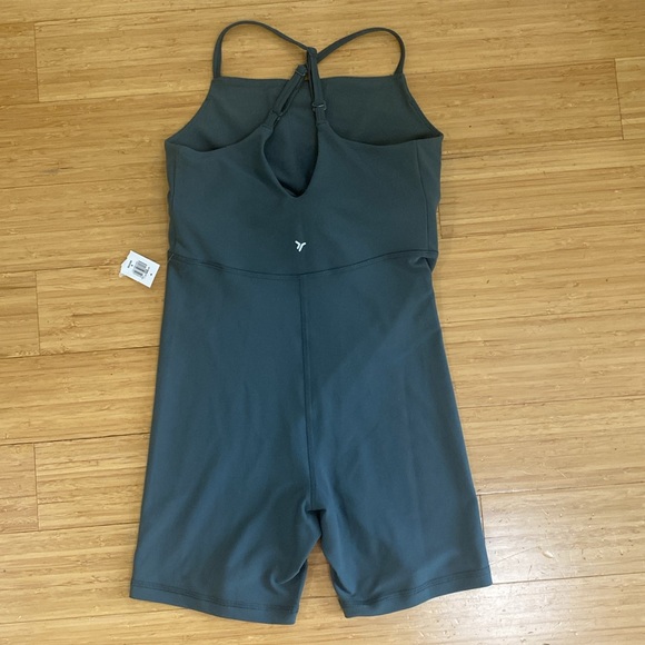 NWT Women’s One Piece Bodysuit Sz Petite Small - Picture 2 of 3